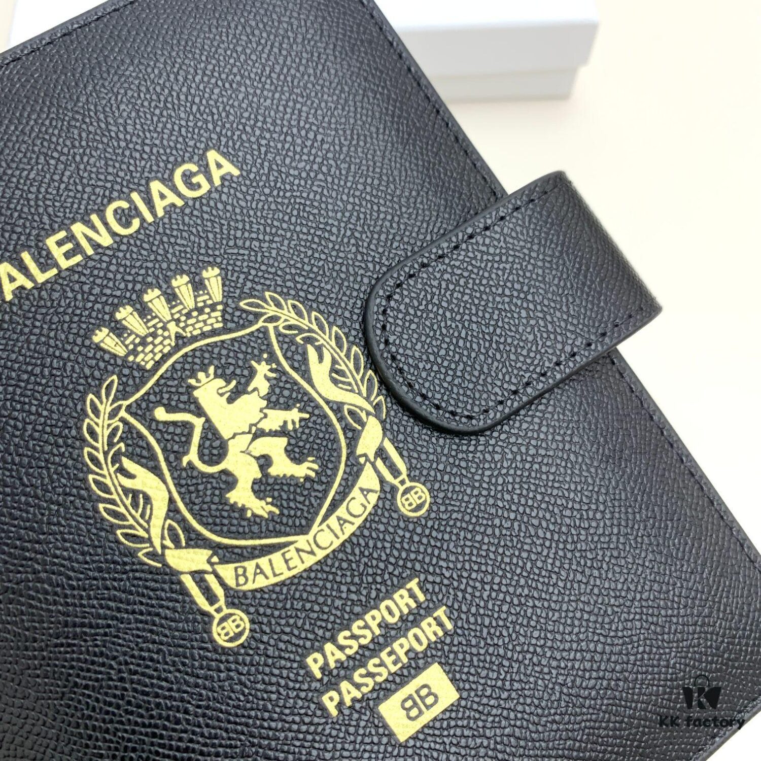 6930e1976e68136f4d9b234f BALENCIAGA Notepad Notebook - Retail Exclusive, Smooth Premium Material, Impeccable Craftsmanship, Interior Card Slots and Dividers, Size 15x19x4cm