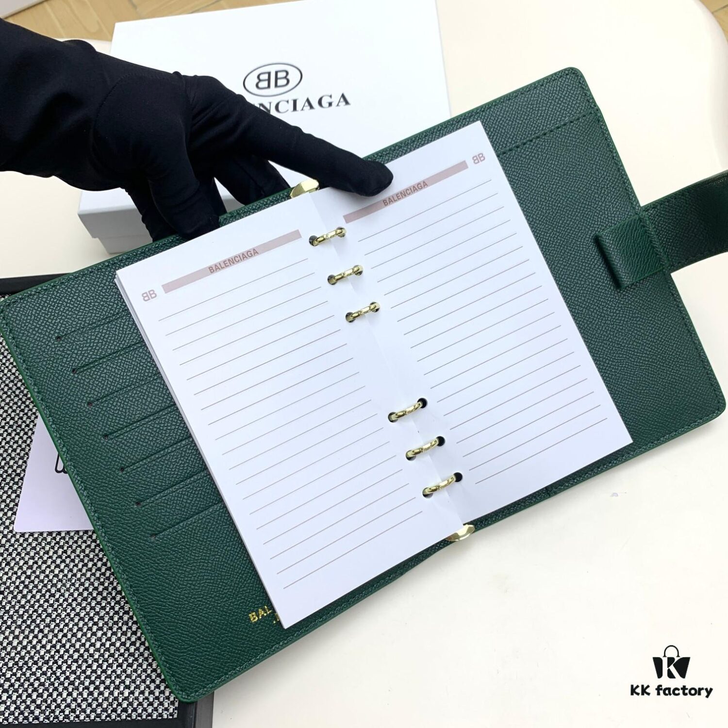 6930e1b46e68136f4d9b236e BALENCIAGA Notepad Secret Cabinet Style, Fine Smooth Material, Impeccable Craftsmanship with Built-in Card Slots and Dividers, Size 15x19x4cm