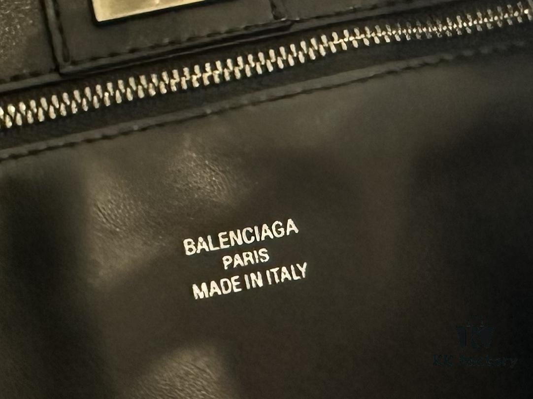 6930e1c66e68136f4d9b2385 New Balenciaga Winter 24 Collection Re-See Shoulder Bucket Bag, Top-Grain Leather, Minimalist Luxury Design, Recycled Motorcycle Glove Handbag with Keychain Closure, Elegant and Sophisticated Look