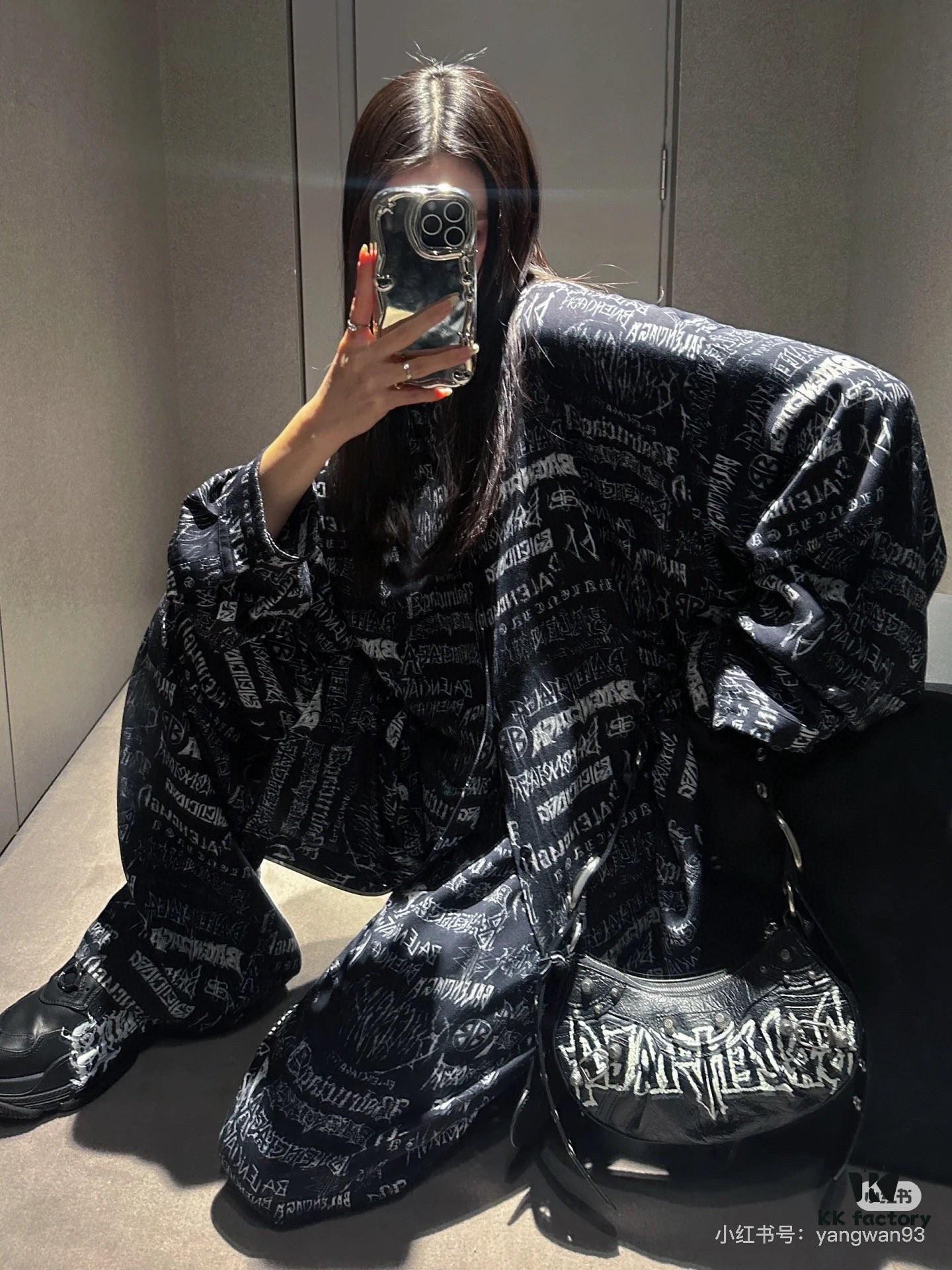 6930e1d16e68136f4d9b2395 Balenciaga 24 DIY METAL Graffiti Print Long Sleeve/Short Sleeve T-Shirt