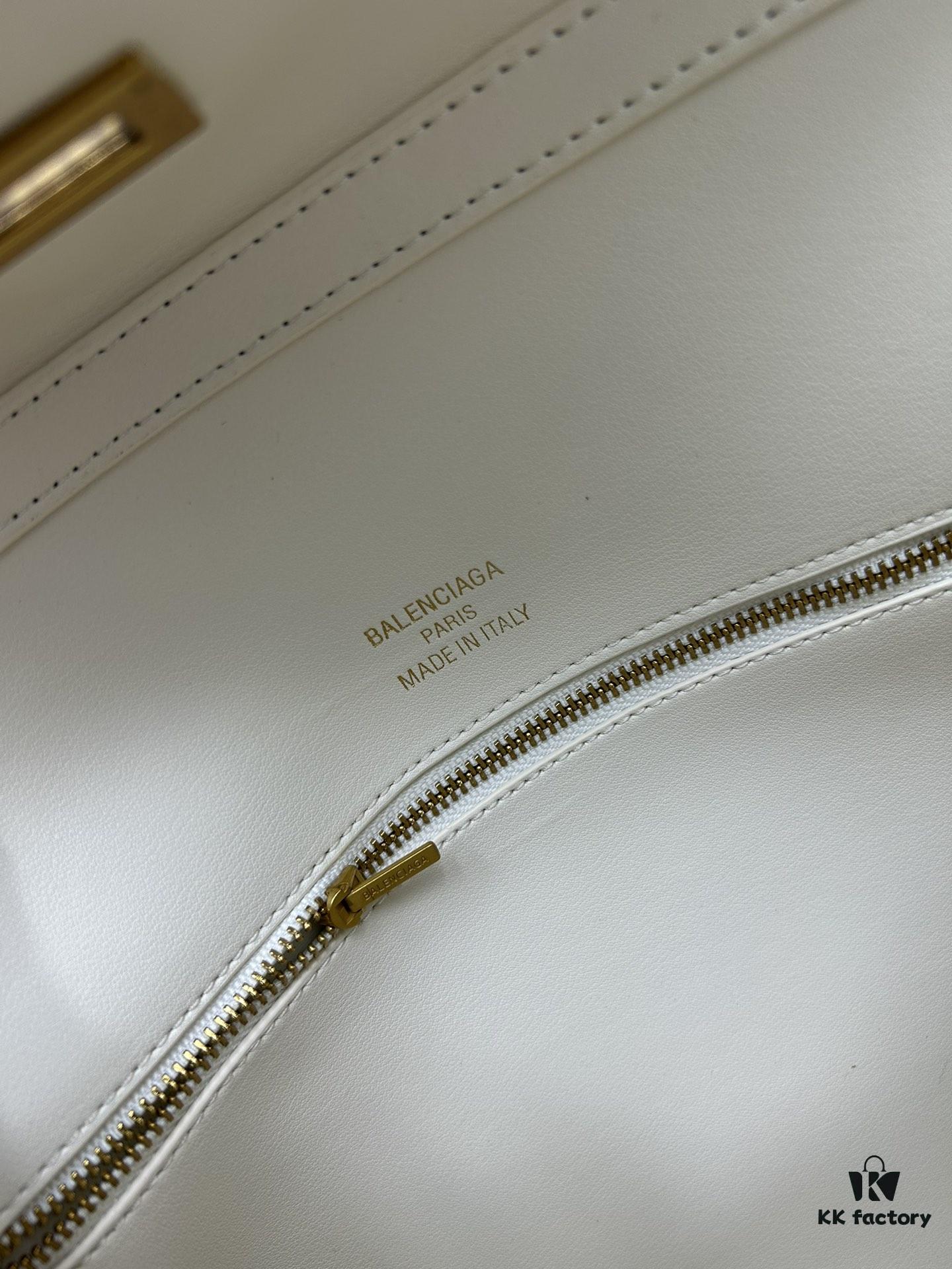 35cm Balenciaga Rodeo