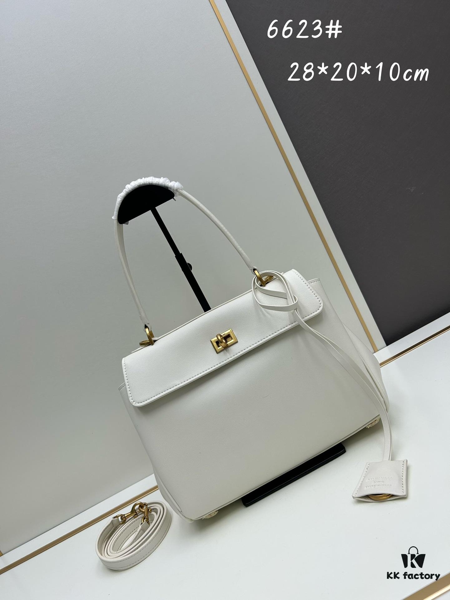 28cm Balenciaga Rodeo