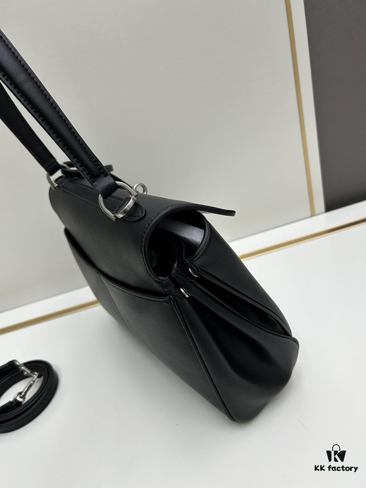 28cm Balenciaga Rodeo 🖤🖤