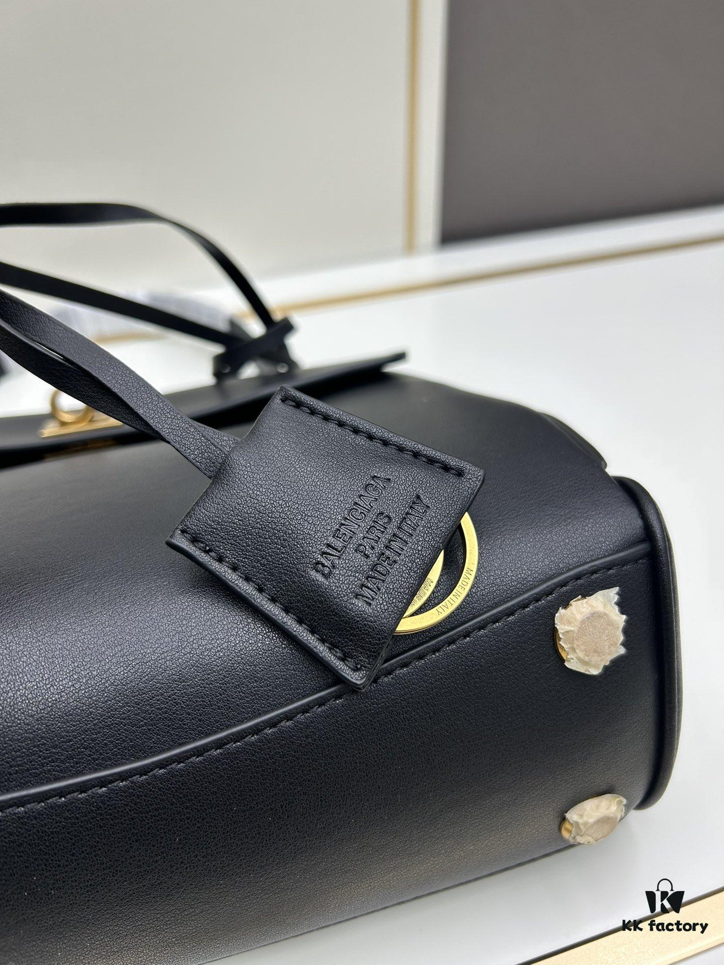 28cm Balenciaga Rodeo