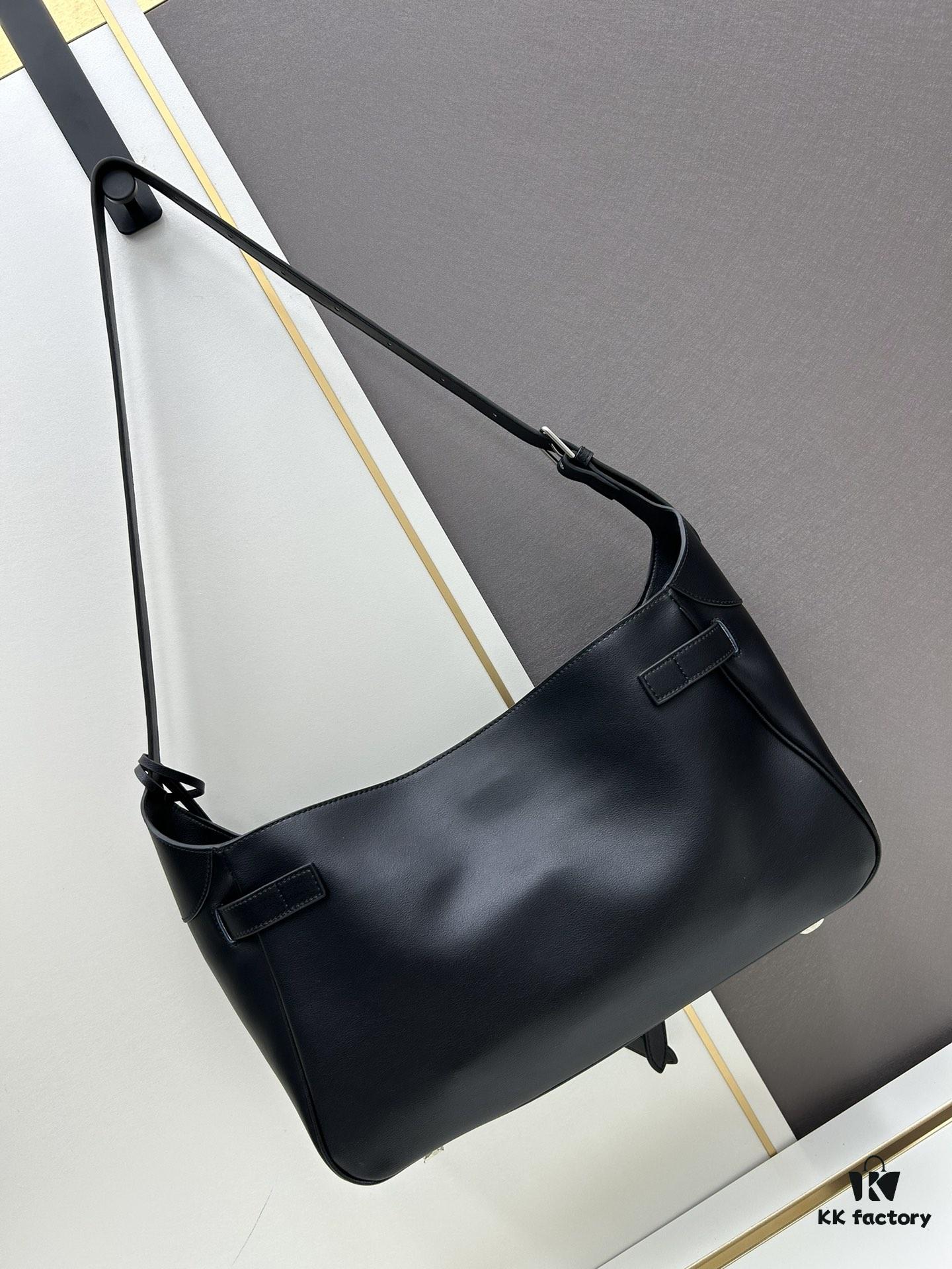 6930e2196e68136f4d9b23f9 New BALENCIAGA Winter 24 Collection Re-See Shoulder Bucket Bag, Top-Grain Cowhide Leather, Minimalist Luxury Design