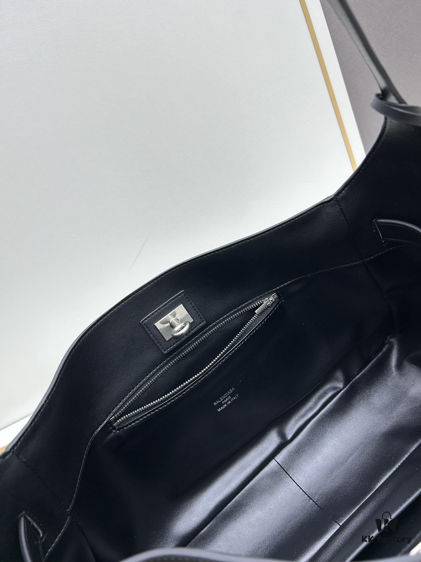 6930e21e6e68136f4d9b2400 New BALENCIAGA Winter 24 Collection Re-See Shoulder Bucket Bag, Top-Grain Cowhide Leather, Minimalist Luxury Design