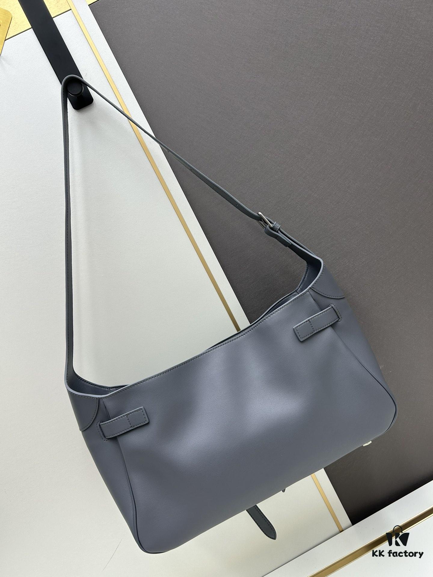 6930e2266e68136f4d9b240a New BALENCIAGA Winter 24 Collection Re-See Shoulder Bucket Bag, Full-Grain Leather, Minimalist Luxury Design, Upcycled Motorcycle Glove Handbag with Keychain Closure, Elegant and Sophisticated Look