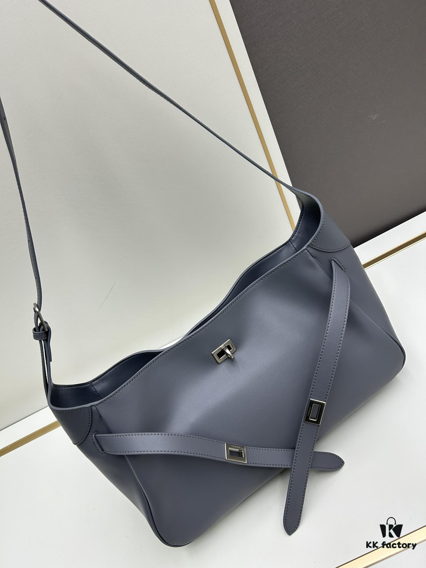 6930e2266e68136f4d9b240b New BALENCIAGA Winter 24 Collection Re-See Shoulder Bucket Bag, Full-Grain Leather, Minimalist Luxury Design, Upcycled Motorcycle Glove Handbag with Keychain Closure, Elegant and Sophisticated Look