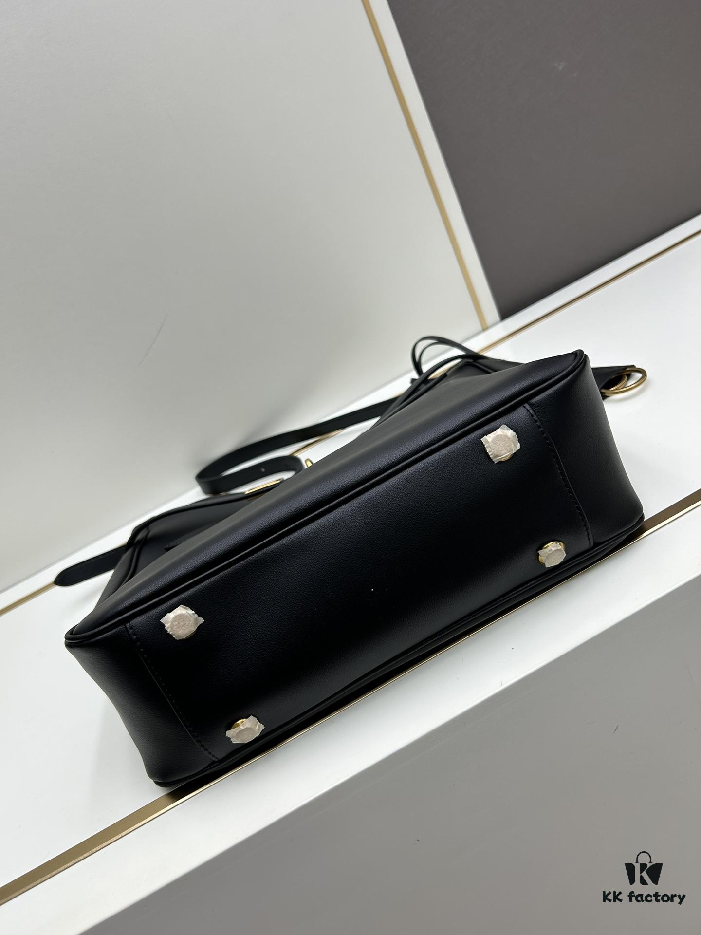6930e2386e68136f4d9b2422 New Balenciaga Winter 24 Collection Re-see Handbag, Shoulder Bucket Bag in Full-Grain Leather, Minimalist Luxury Design Upcycled from Motorcycle Gloves with Keychain Closure, Effortlessly Chic Oversized Look