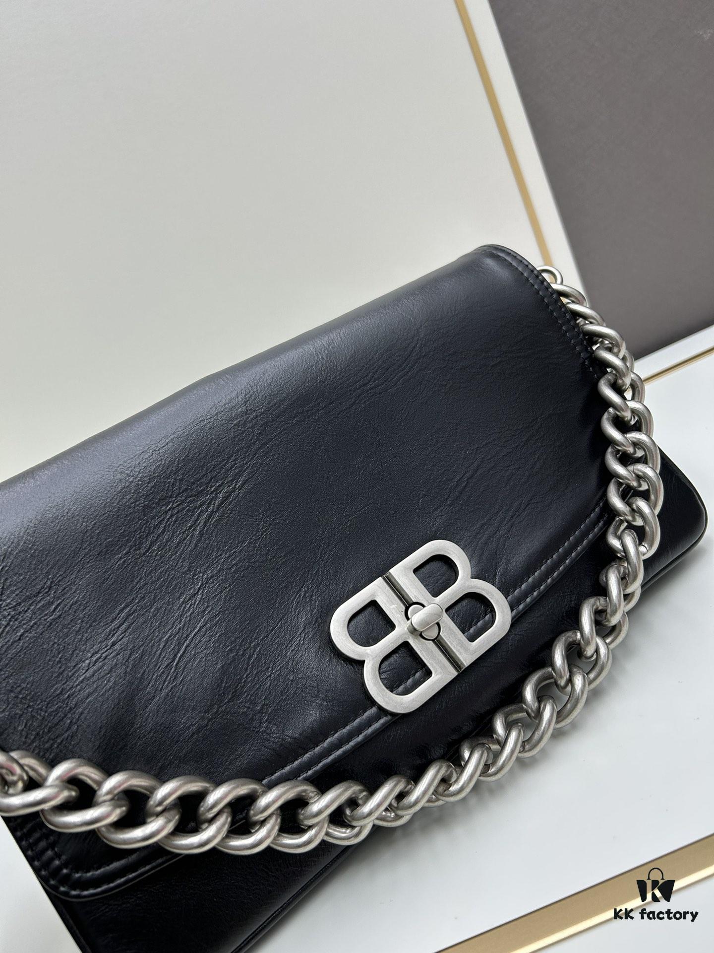 6930e2a96e68136f4d9b24ca Medium Size 💰 Latest Hot-Selling Balenciaga New Soft Bag 84883, Top Grain Leather, Soft and Fine Texture, Stylish Metal Chain Strap