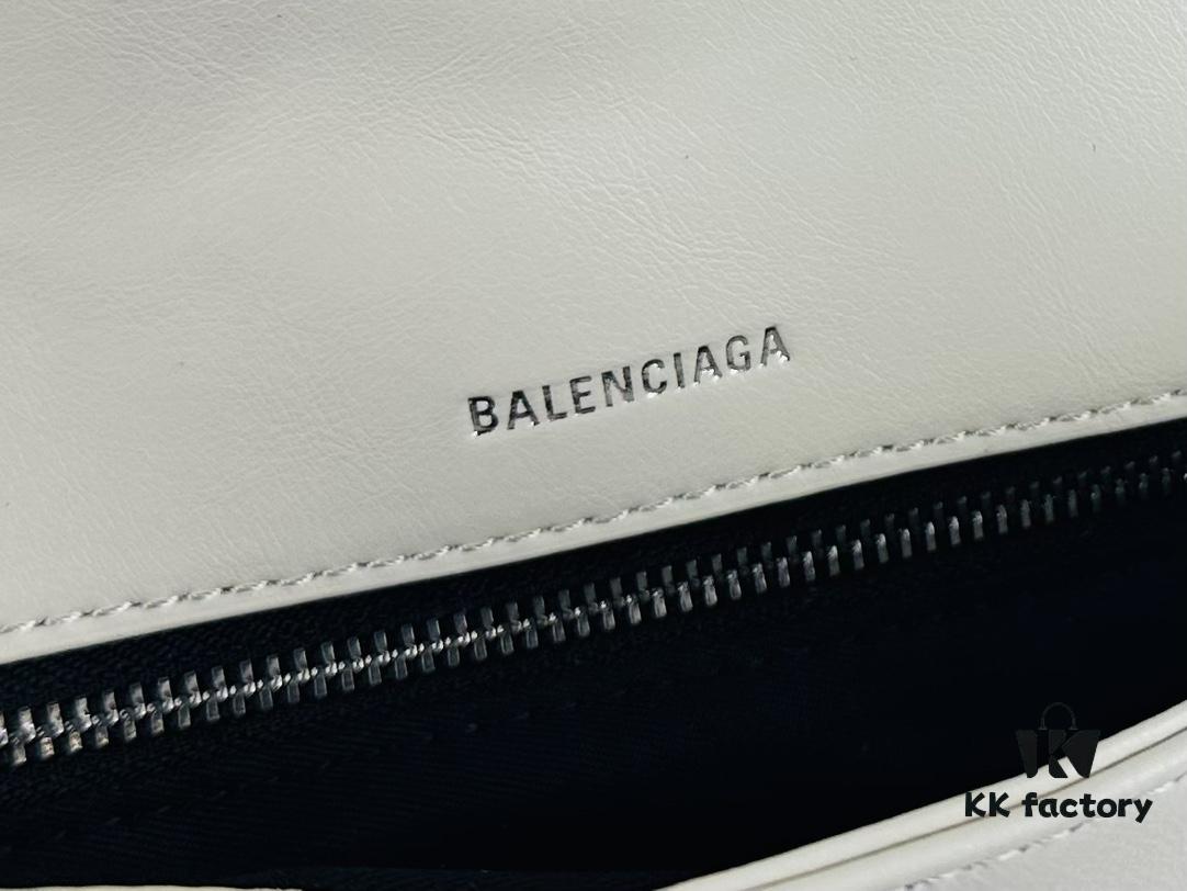 6930e2d26e68136f4d9b2506 Medium Size 💰 Latest Hot-Selling Balenciaga New Soft Bag, Premium Full-Grain Leather, Soft and Luxurious Texture, Stylish Metal Chain Strap, Spacious Interior, Heavy-Duty BB Metal Hardware