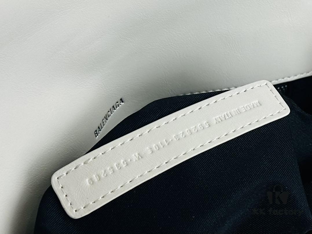 6930e2d36e68136f4d9b2507 Medium Size 💰 Latest Hot-Selling Balenciaga New Soft Bag, Premium Full-Grain Leather, Soft and Luxurious Texture, Stylish Metal Chain Strap, Spacious Interior, Heavy-Duty BB Metal Hardware