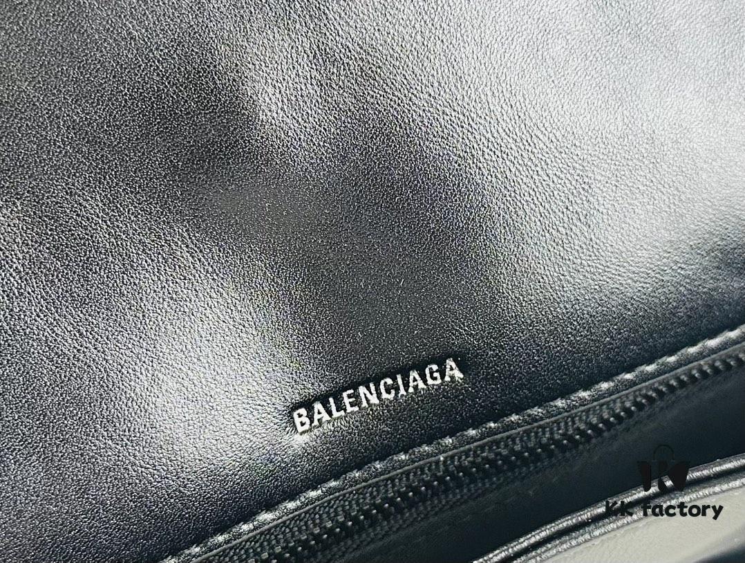 6930e2e16e68136f4d9b251d Medium Size 💰 Latest Hot-Selling Balenciaga New Soft Bag 84883, Top Grain Leather, 30x17x6