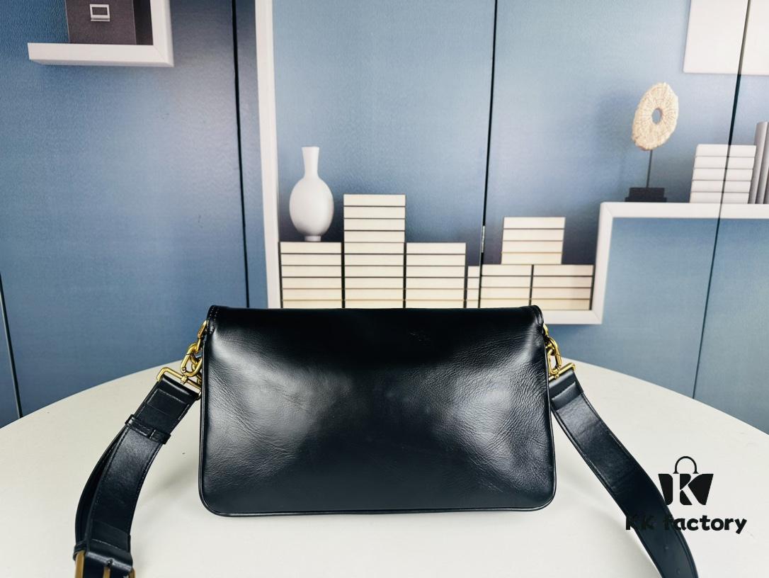 6930e2e26e68136f4d9b251e Medium Size Latest Hot-Selling Balenciaga New Soft Bag, Top-Grain Leather, 30x17x6 cm, Model 84883