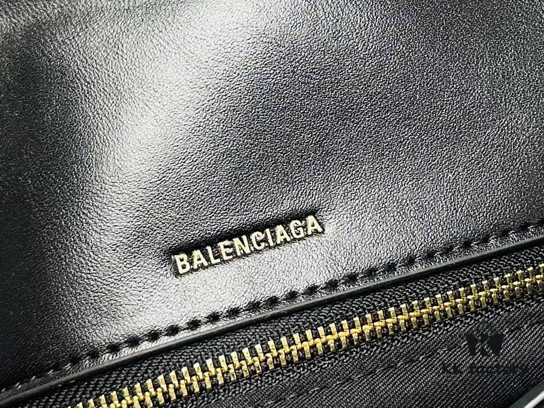 6930e2e76e68136f4d9b2526 Medium Size Latest Hot-Selling Balenciaga New Soft Bag, Top-Grain Leather, 30x17x6 cm, Model 84883
