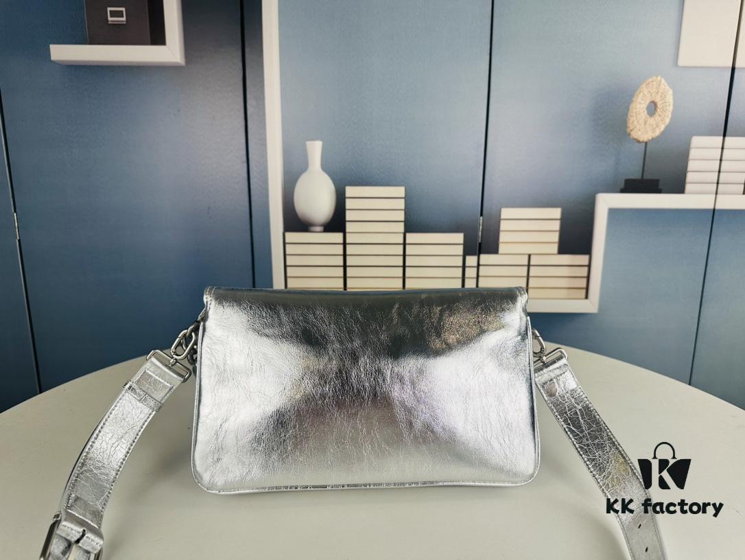 6930e2e86e68136f4d9b2528 Medium Size 💰 Latest Hot-Selling Balenciaga New Soft Bag, Premium Full-Grain Leather, Elegant and Spacious