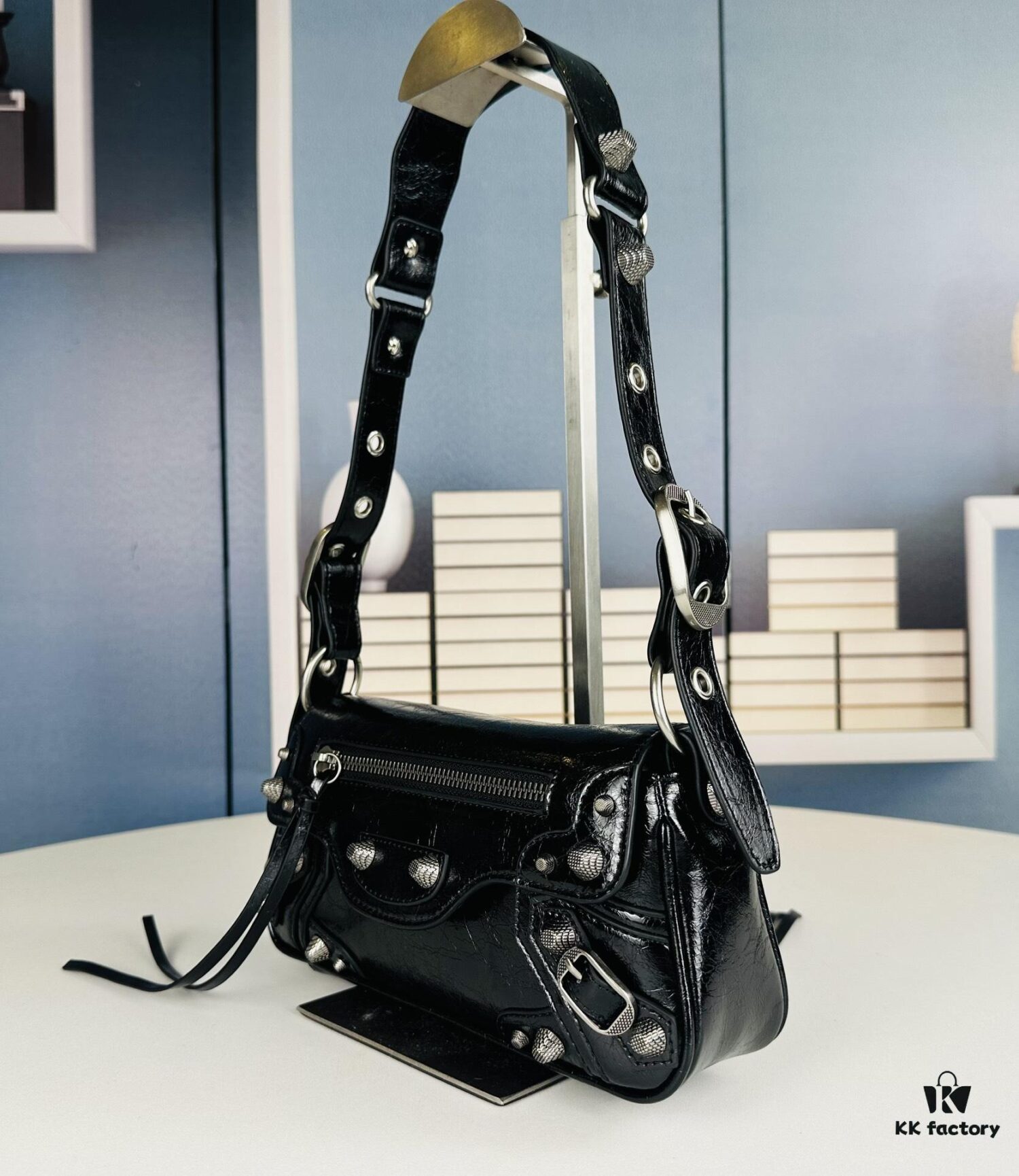 BALENCIAGA Le Cagole Camera Motorcycle Flap Bag [Waxed Black/Gray] 6701