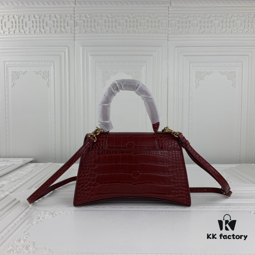 6930e3296e68136f4d9b258d New Arrival☀Balencia Paris Home, This Season's Highlight: Crocodile-Textured Black Hourglass Bag
