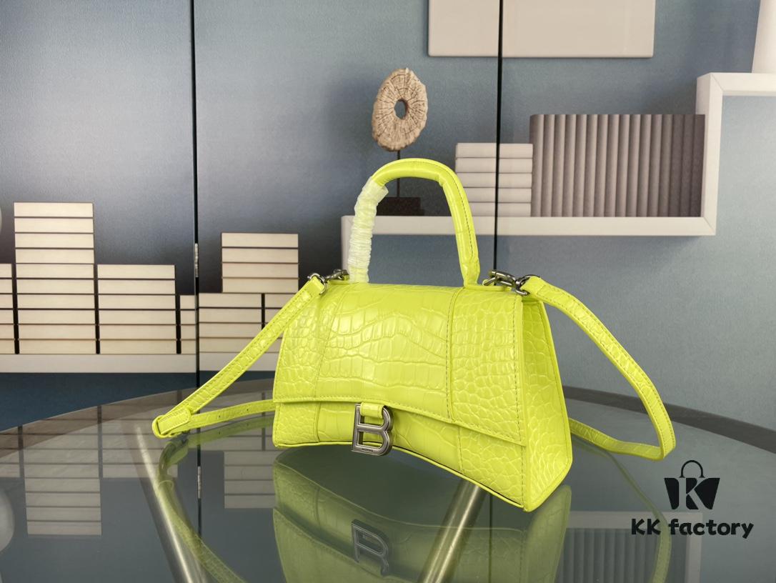 6930e3396e68136f4d9b25a8 New Large/Small 235 Balencia Paris, This Season's Highlight: Tote Bag with Hourglass Silhouette in Plain Weave