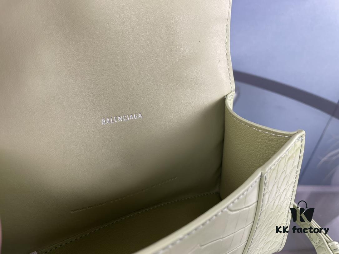 6930e3596e68136f4d9b25de New Large and Small Size 235 Balencia Paris House, This Season's Highlight Crocodile Texture Hourglass Bag