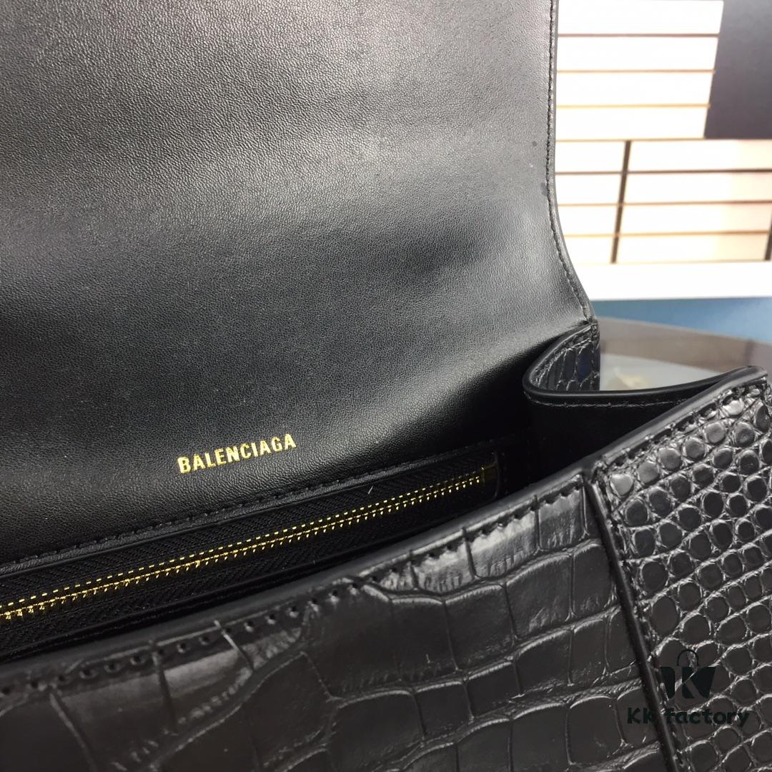 6930e39a6e68136f4d9b263f New Arrival Large and Small Size 235 Balencia Paris, This Season's Highlight Crocodile Texture Hourglass Bag
