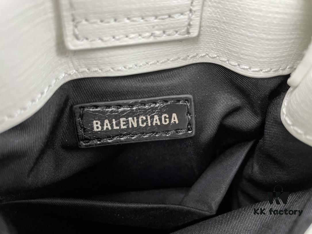6930e4056e68136f4d9b26f3 Upgraded Version (with Serial Number) 🔥 Balenciaga Parisiennes Cross-Grain Leather Phone Bag