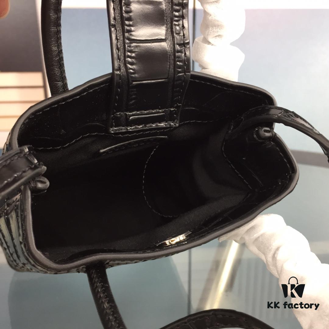 6930e4216e68136f4d9b271f Crocodile Texture 🔥Balenciaga Phone Bag