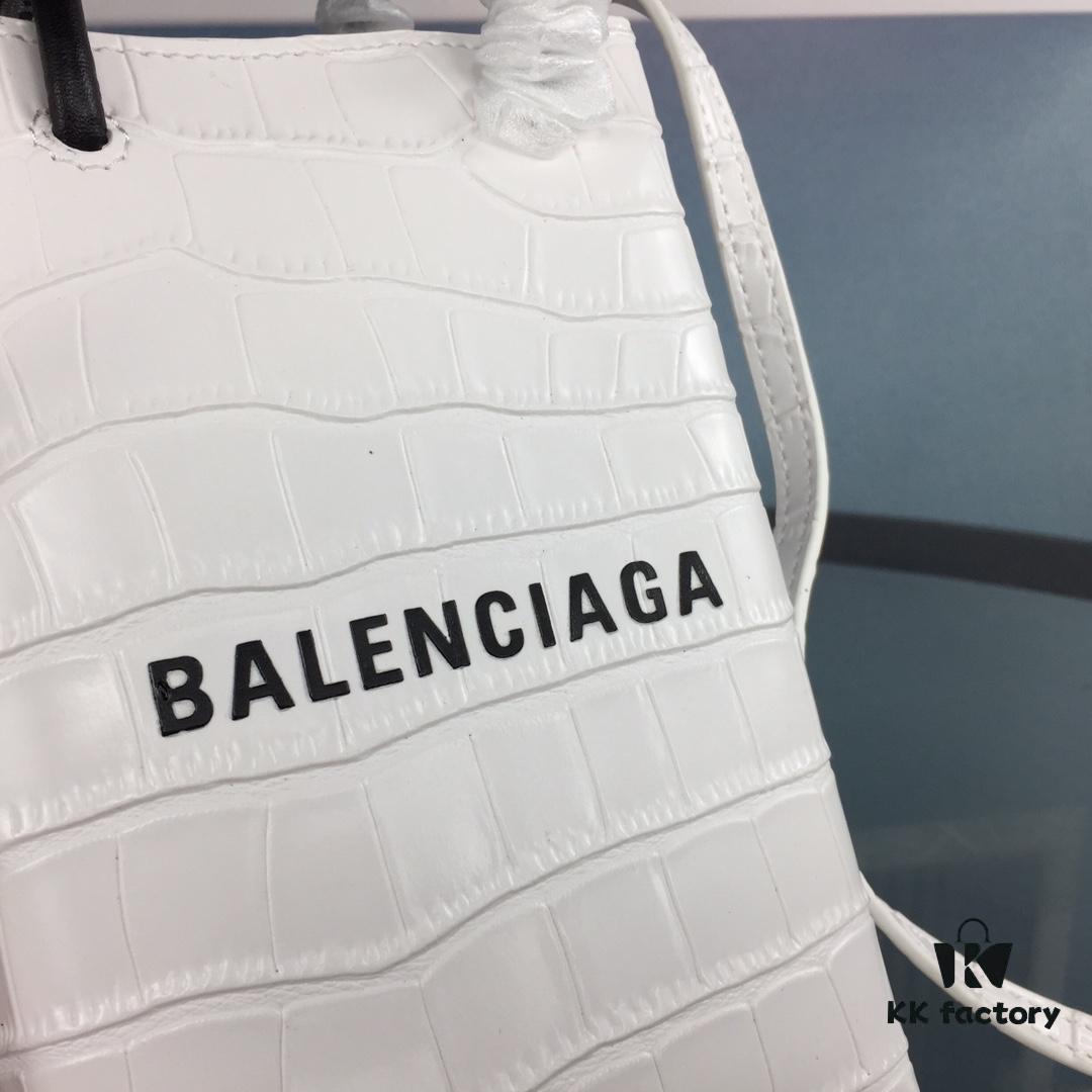 6930e4226e68136f4d9b2721 Crocodile Texture 🔥Balenciaga Phone Bag