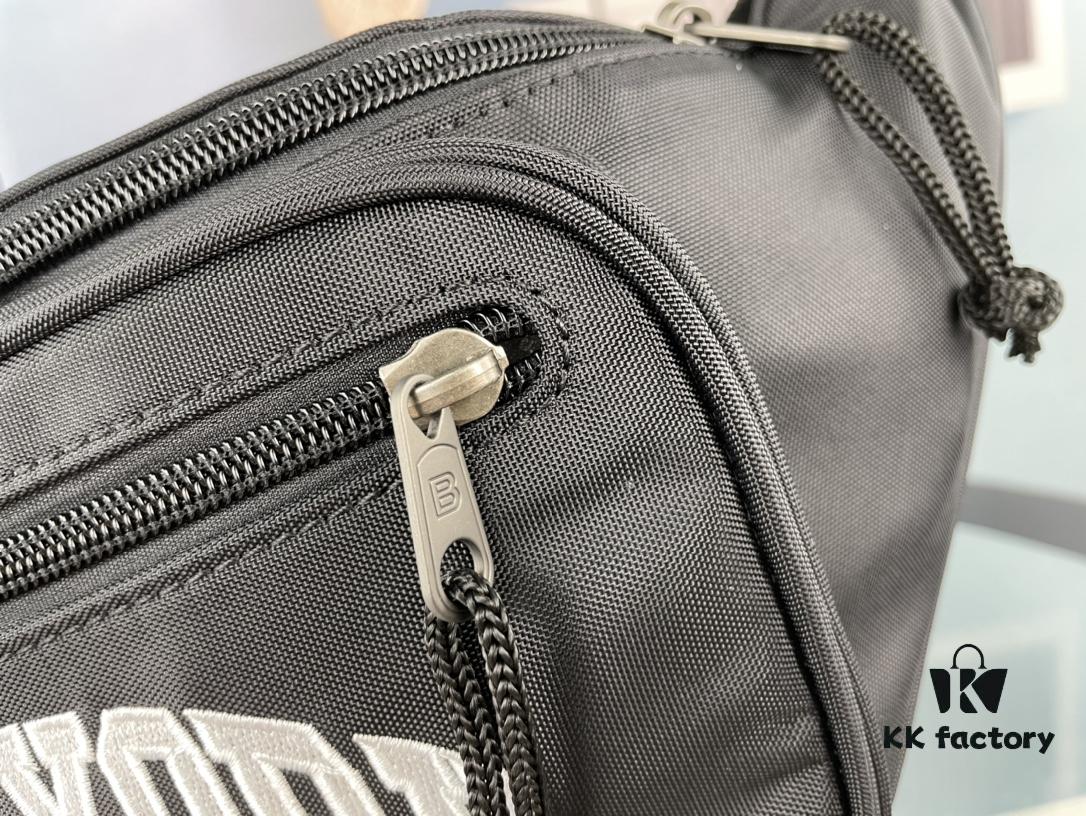 6930e4786e68136f4d9b27a1 Upgraded Version (with Inner Code) Screen Printed Genuine Store Quality 【Top Original Quality】 BALENCIAGA Balenciaga Chest Bag / Waist Bag (Unisex) Size: 24*9*18cm