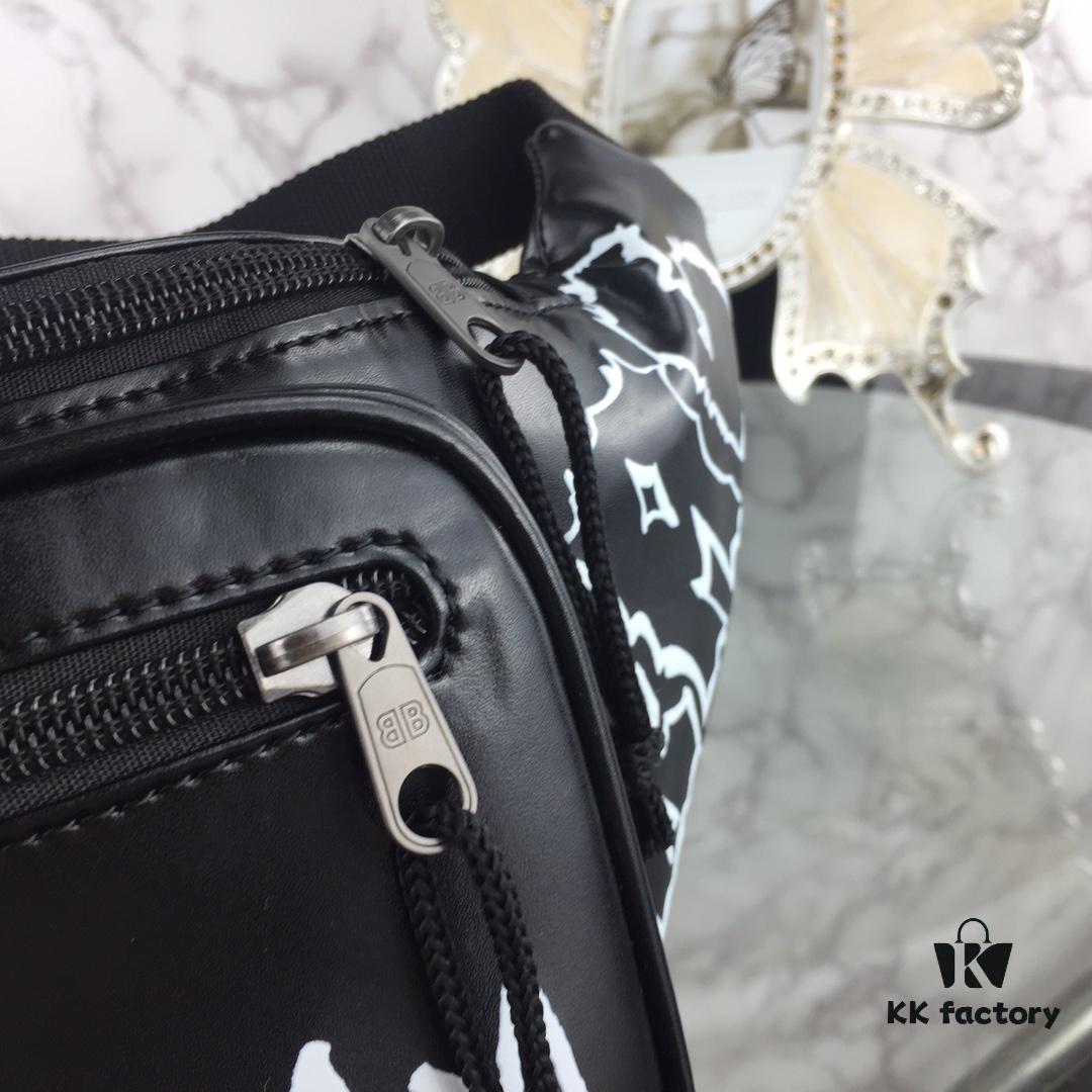 6930e4996e68136f4d9b27d9 Top Quality Original Version BALENCIAGA Balenciaga Chest Bag / Waist Bag (Unisex) Graffiti Design