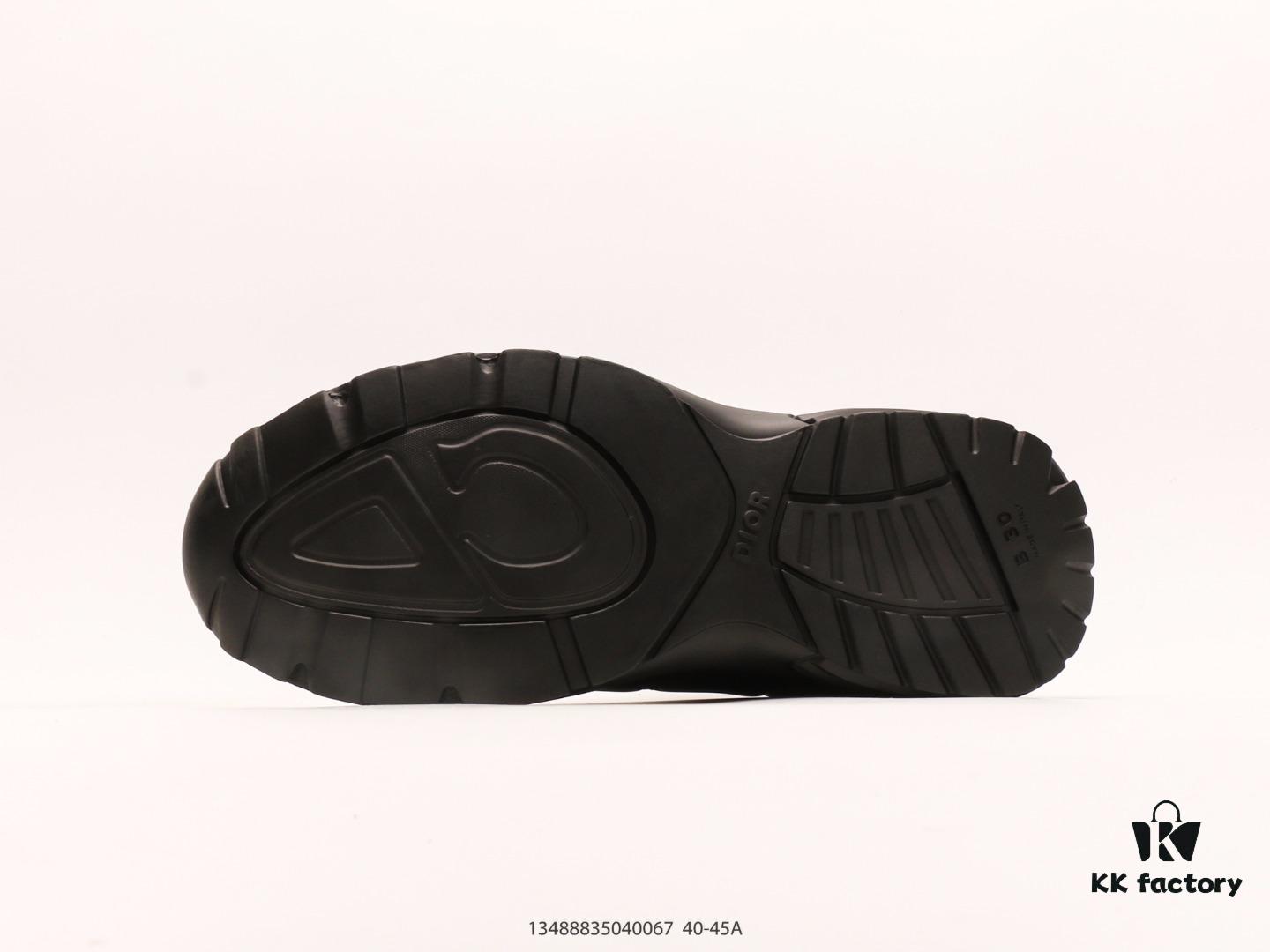 6930e5f86e68136f4d9b2a43 Dior Luxury Brand, Showcasing Elegance and Sophistication, Dior Low-Top Sneakers, Retro Stylish Casual Running Shoes, Fashionable Thick-Soled Dad Shoes
