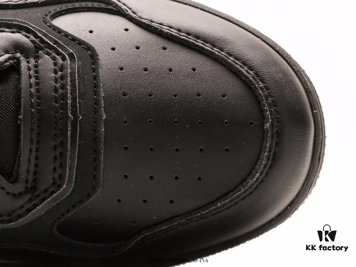 6930e6846e68136f4d9b2b46 Dior's Classic Oblique Print Smooth Calfskin Leather Shoes with Unique Inlaid Design and Stitching Art