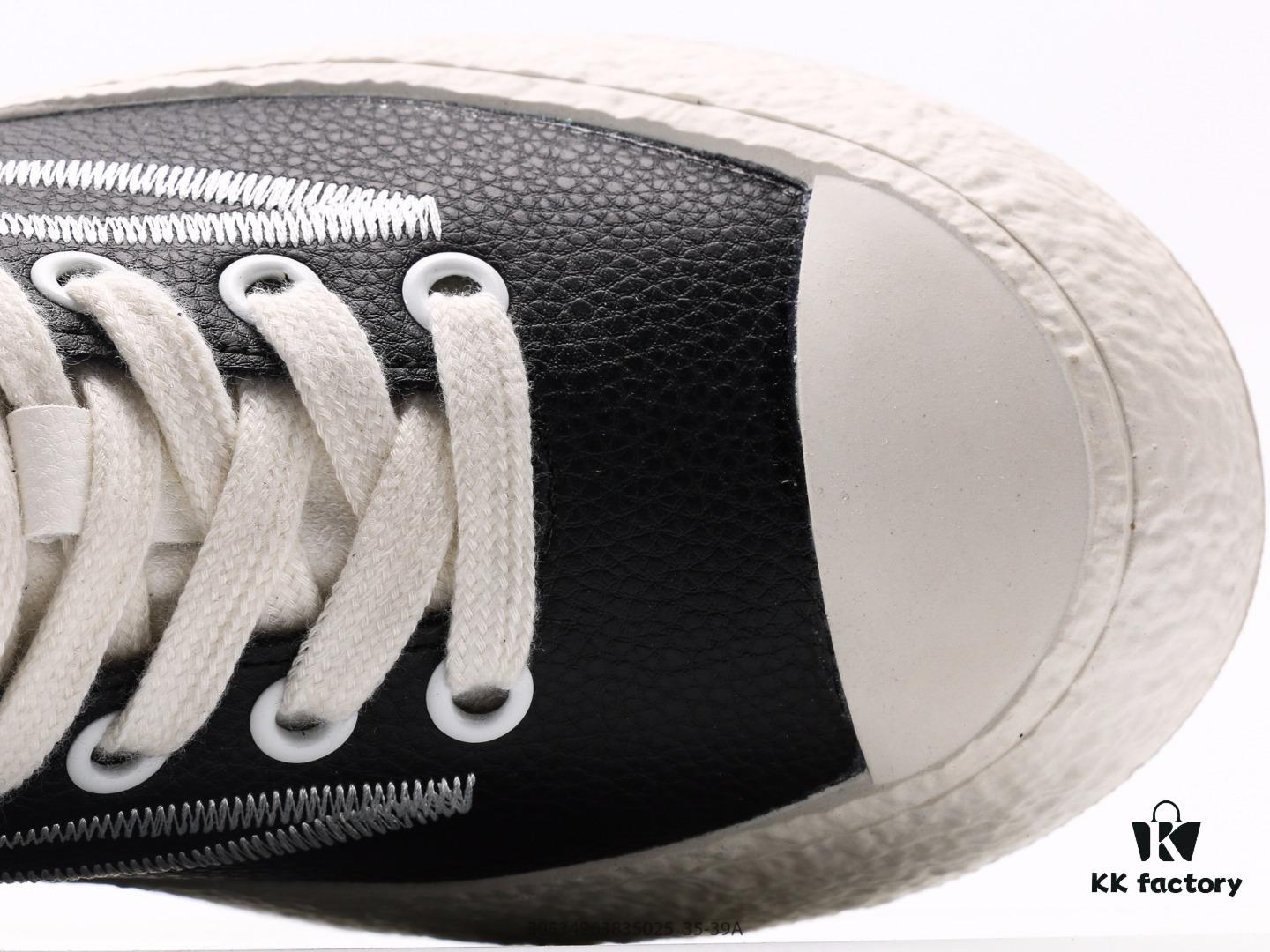 6930e6936e68136f4d9b2b60 Chanel Kung Fu Panda Electric Show Style 2024 Autumn/Winter New Authentic Leather Lightweight Versatile Casual Sneakers