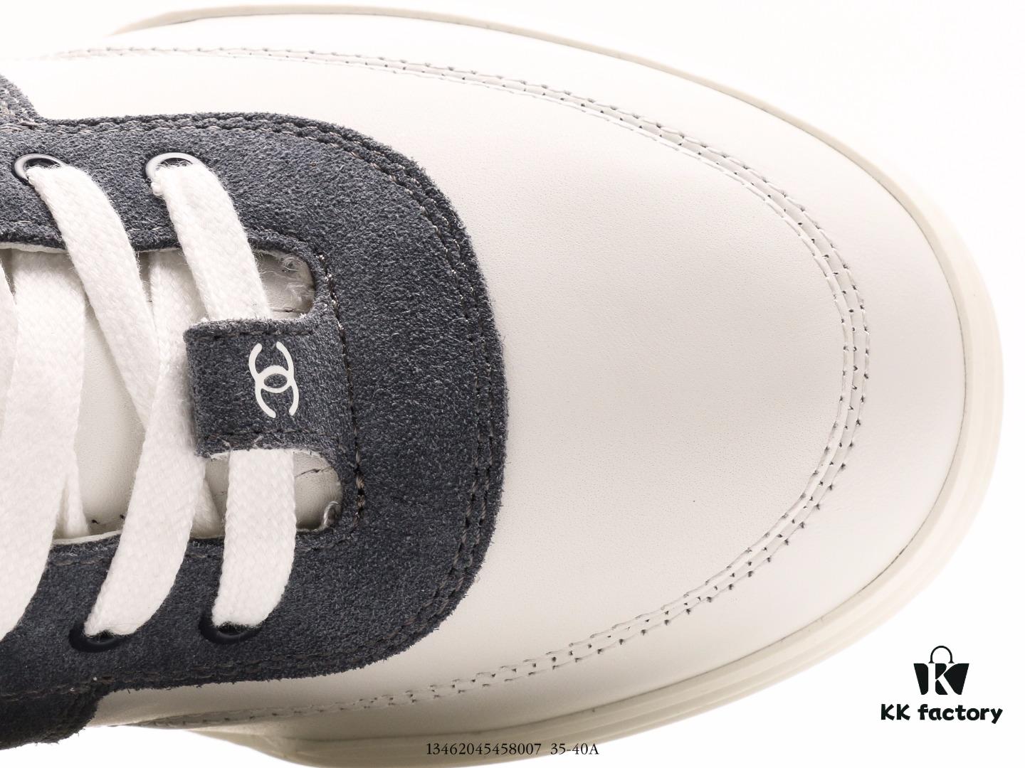 6930e6da6e68136f4d9b2bcf Chanel 2024 Spring/Summer New Arrival Suede and Calfskin Leather Sneakers