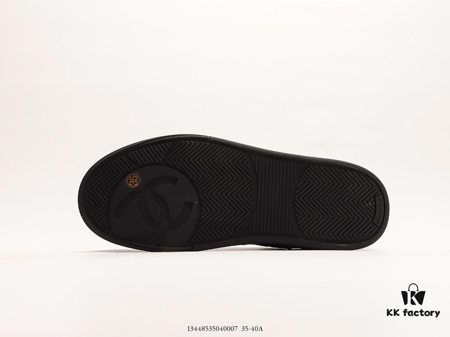 6930e6eb6e68136f4d9b2bef CHANEL Fashion Sneakers, Imported Premium Calfskin, Genuine Leather Lining, Lightweight Comfortable Sole, Overseas Purchased Version, Original Mould Design, Exclusive Launch, Recommended on Xiaohongshu, Trending New Arrival