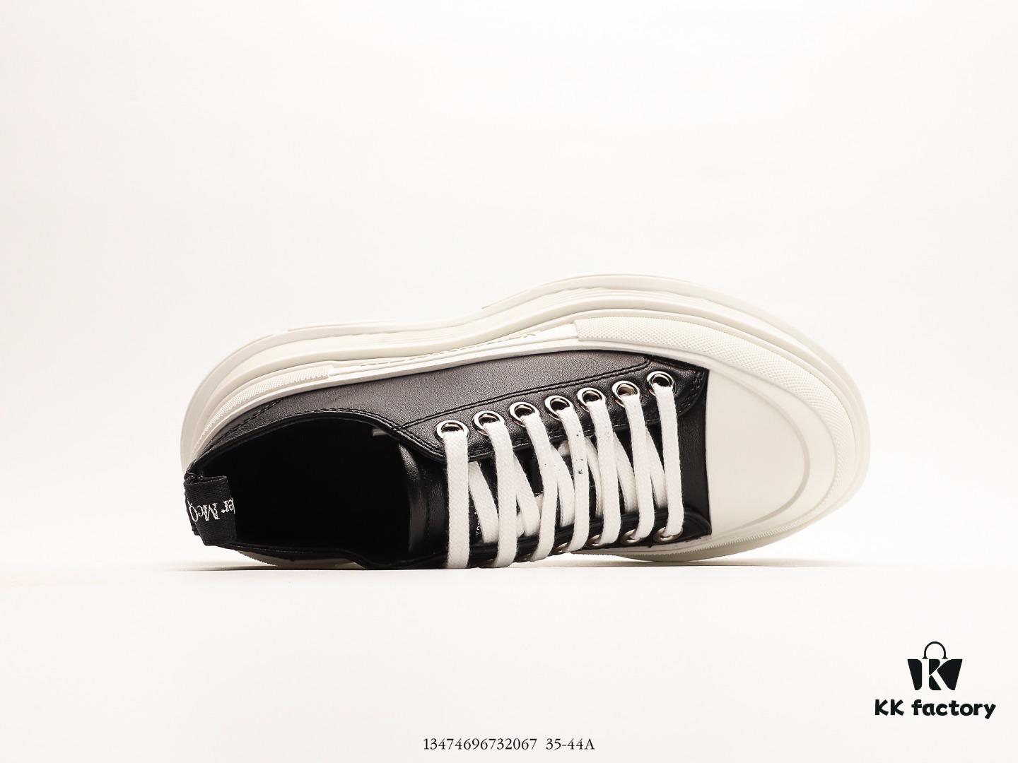 6930e75d6e68136f4d9b2ca8 Alexander McQueen Alexander Wang Lace-Up Leather Canvas Shoes 2022 Spring Collection Premiere