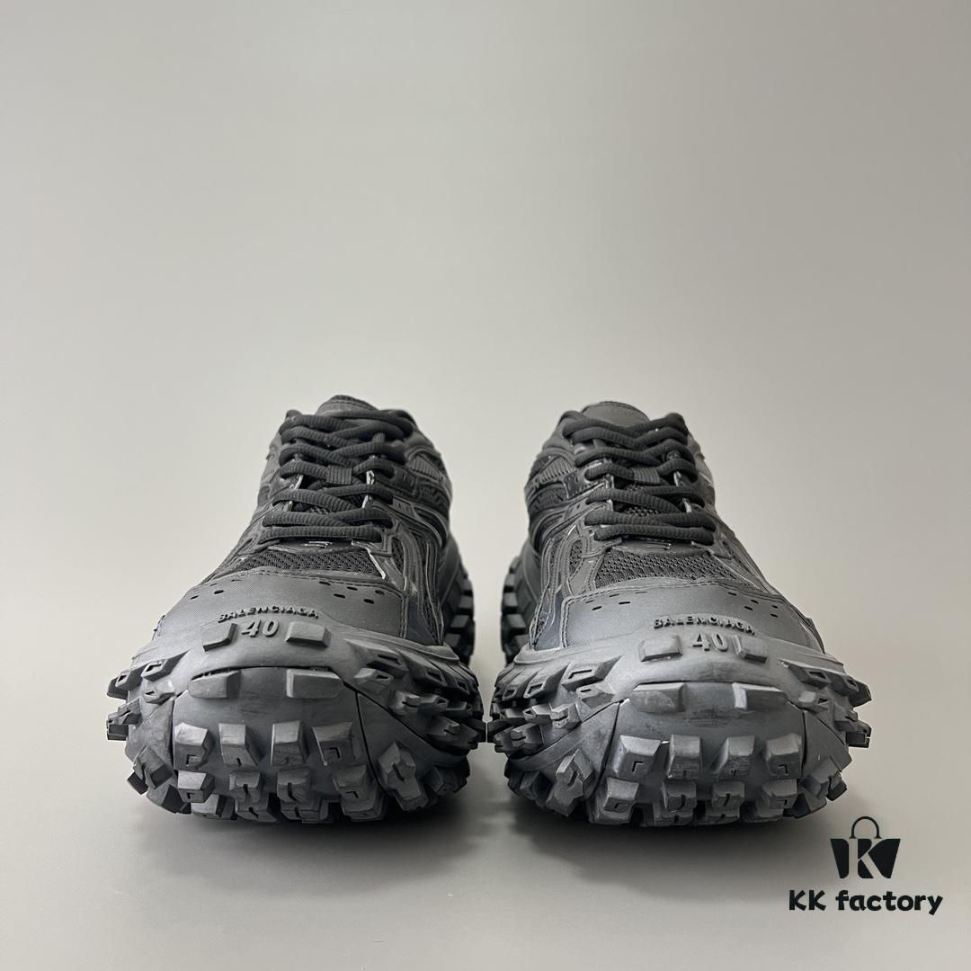 BALENCIAGA Defender Rubber Platform Sneakers Unisex Black Tire-Derived Design