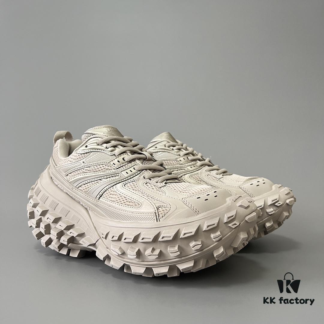 6930e8ac6e68136f4d9b2eb7 BALENCIAGA Defender Beige Rubber Platform Sneakers Unisex