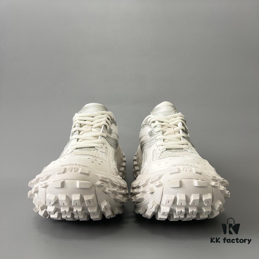 6930e8b56e68136f4d9b2ec8 BALENCIAGA Defender Silver Tire Dad Sneakers Unisex