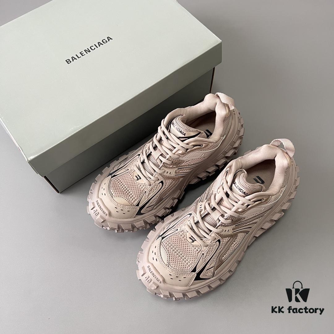 6930e8d96e68136f4d9b2f03 BALENCIAGA Defender Brown Tire Rubber Platform Sneakers Unisex