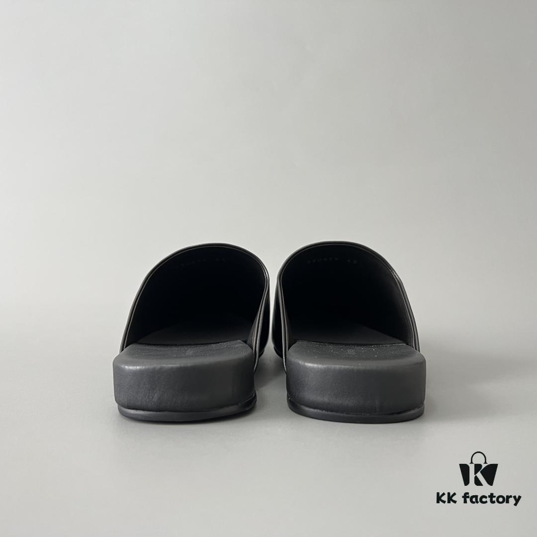 Balenciaga Cozy Flat Slip-on Fashion Sandals in Imported Calfskin
