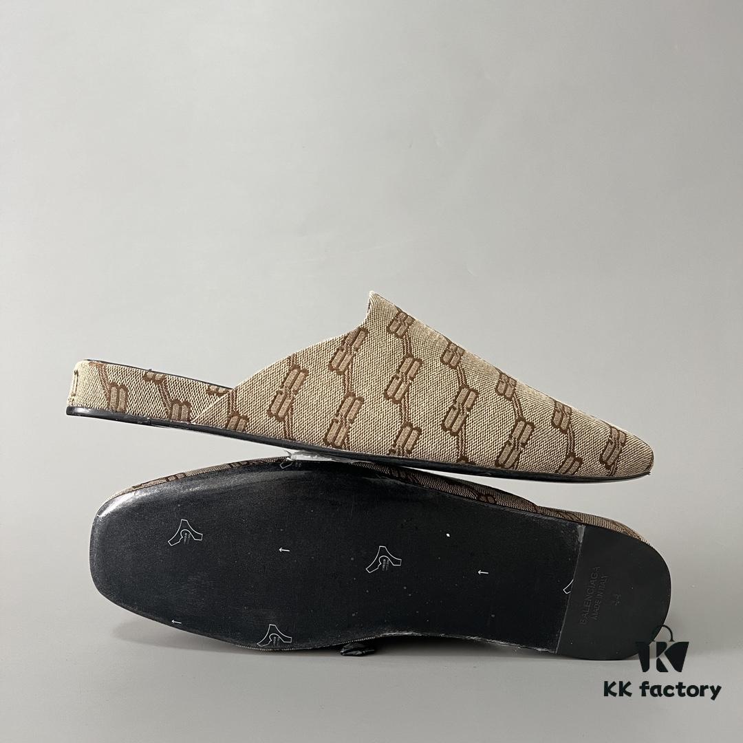 6930e8fb6e68136f4d9b2f36 Balenciaga Cozy Flat Slip-on Fashion Sandals