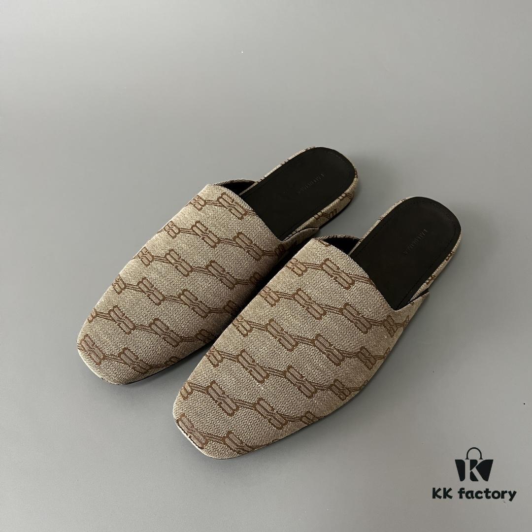 6930e8fd6e68136f4d9b2f37 Balenciaga Cozy Flat Slip-on Fashion Sandals