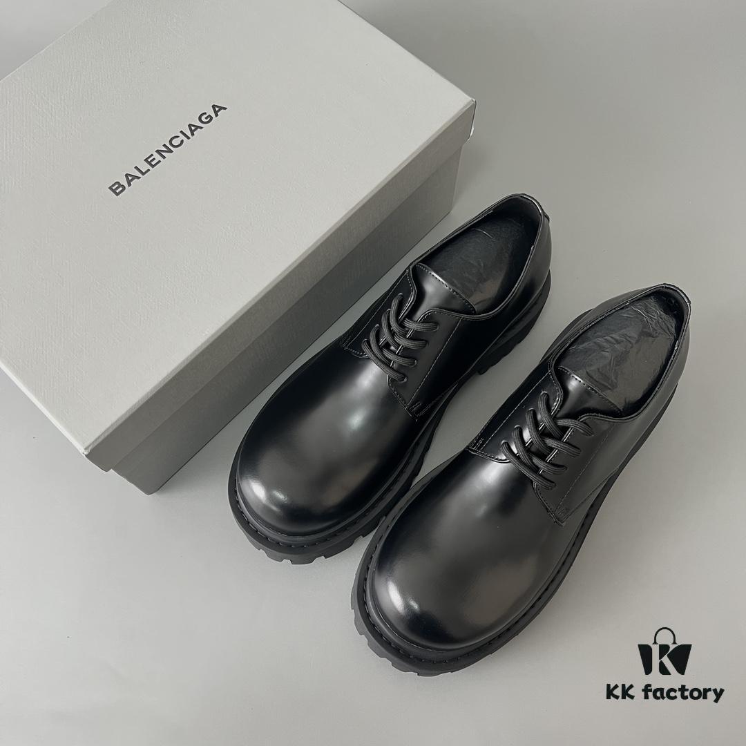 6930e9556e68136f4d9b2fb9 Balenciaga Sergent Derby Shoes in Black Split-Pearl Calfskin