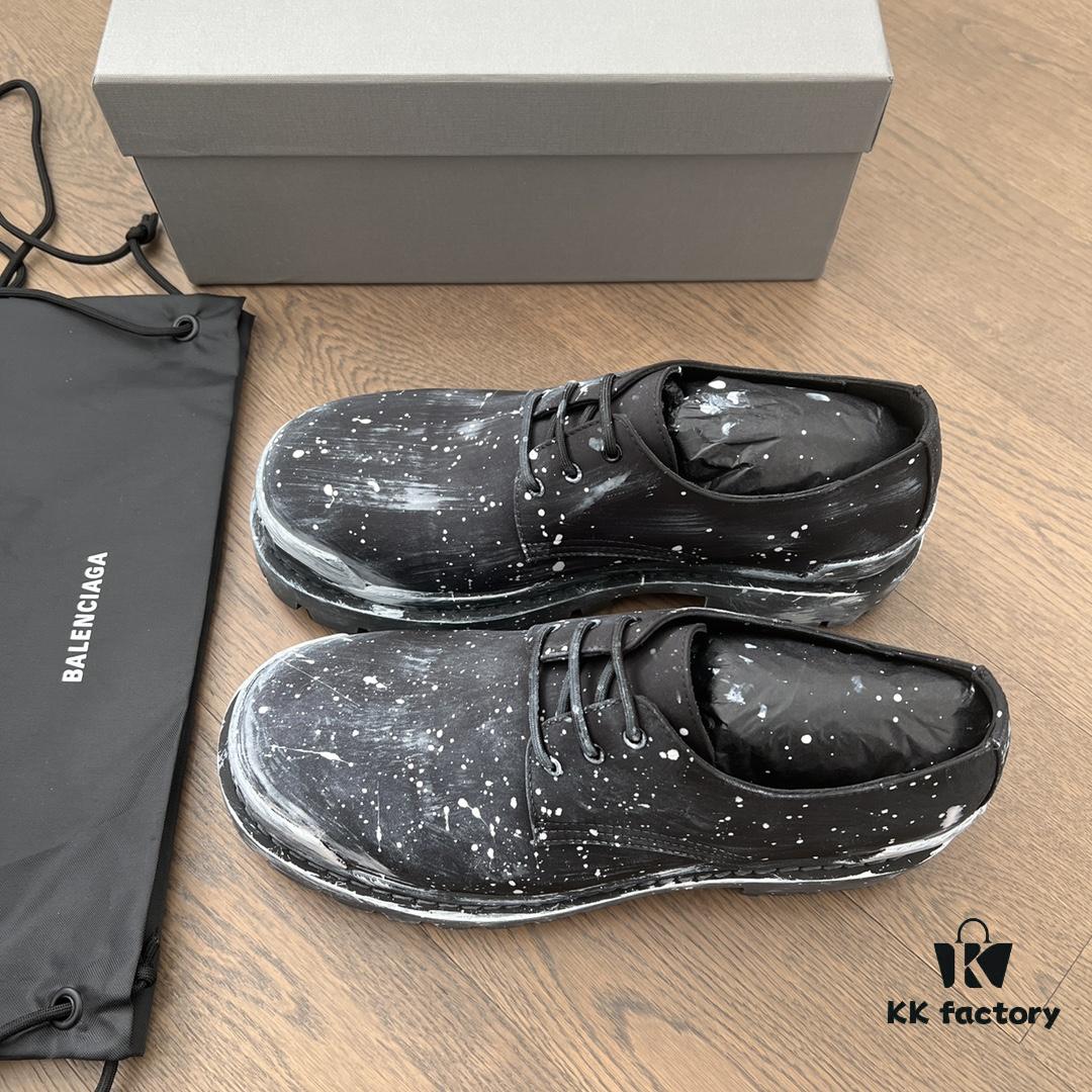 6930e99b6e68136f4d9b3016 Balenciaga Strike Low-top Lace-up Three-eyelet in Asphalt Color