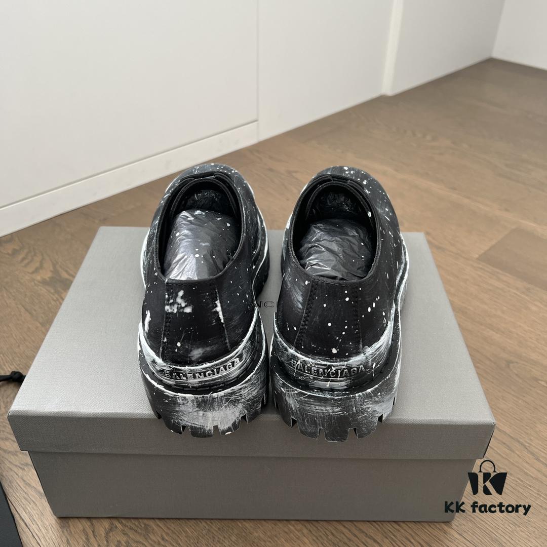 6930e99c6e68136f4d9b3017 Balenciaga Strike Low-top Lace-up Three-eyelet in Asphalt Color