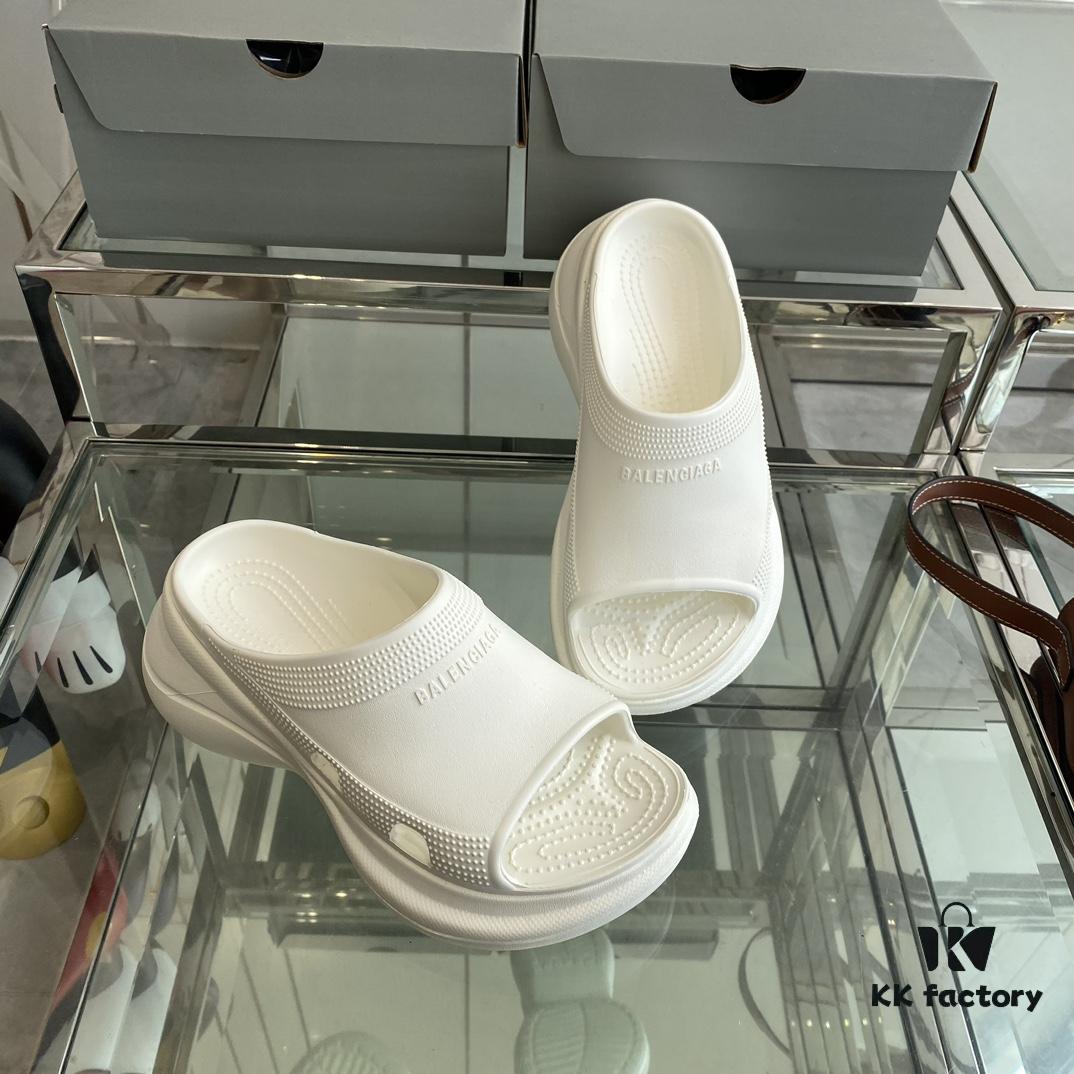 6930ea486e68136f4d9b30bb Balenciaga x Crocs Slides - Extremely Comfortable, Perfect for Bare Legs, High Fashion Appeal with Added Height and Ultimate Comfort – A Blogger's Must-Have