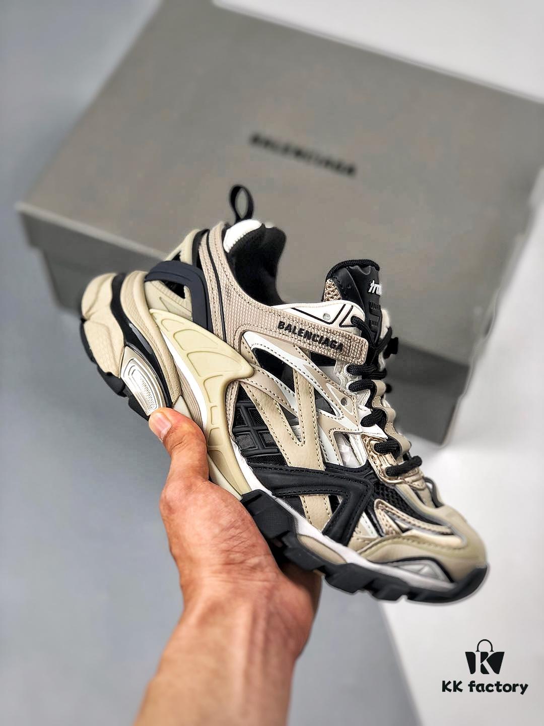 6930ea5d6e68136f4d9b30d3 BALENCIAGA Track 2 Sneakers Champagne Black