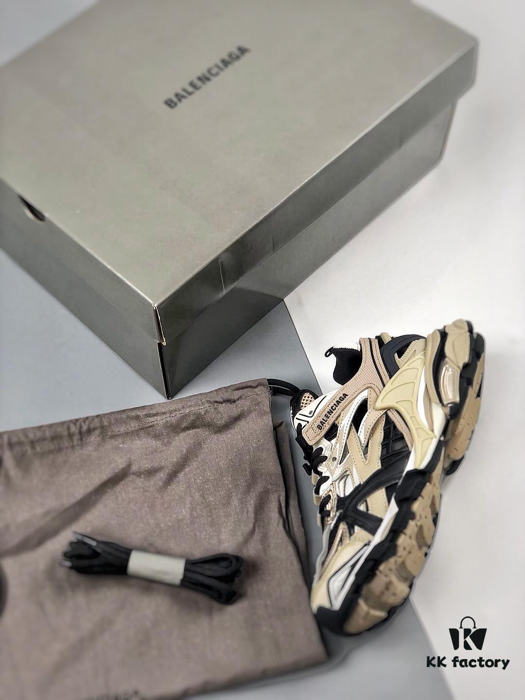 6930ea5f6e68136f4d9b30d4 BALENCIAGA Track 2 Sneakers Champagne Black