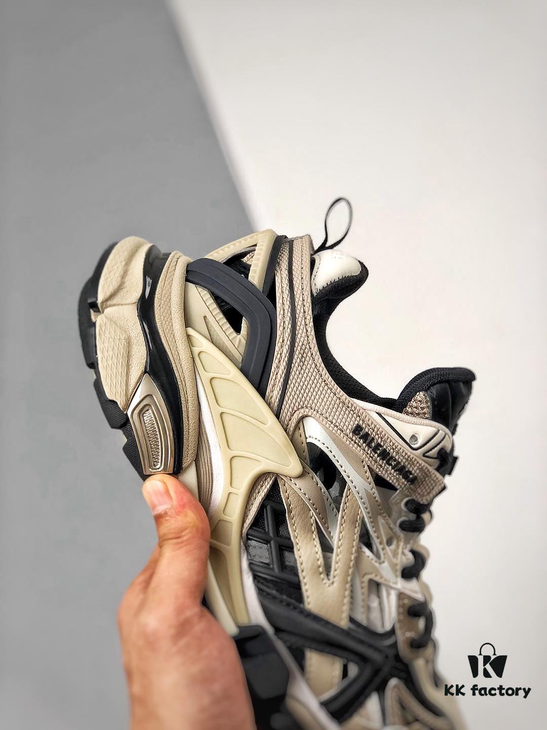 6930ea676e68136f4d9b30db BALENCIAGA Track 2 Sneakers Champagne Black